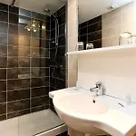 赫哲酒店 2* 戛纳
